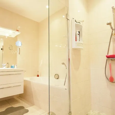 Villa In Rouzede With Private Heated Pool, Cleaning Included Villa La Séguinie